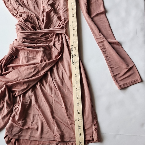 Astr Mauve Long Sleeve Dress with Knot Detail - Picture 5 of 6